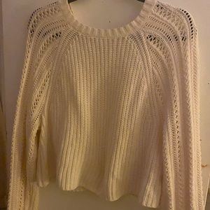 AMERICAN EAGLE CROPPED SWEATER